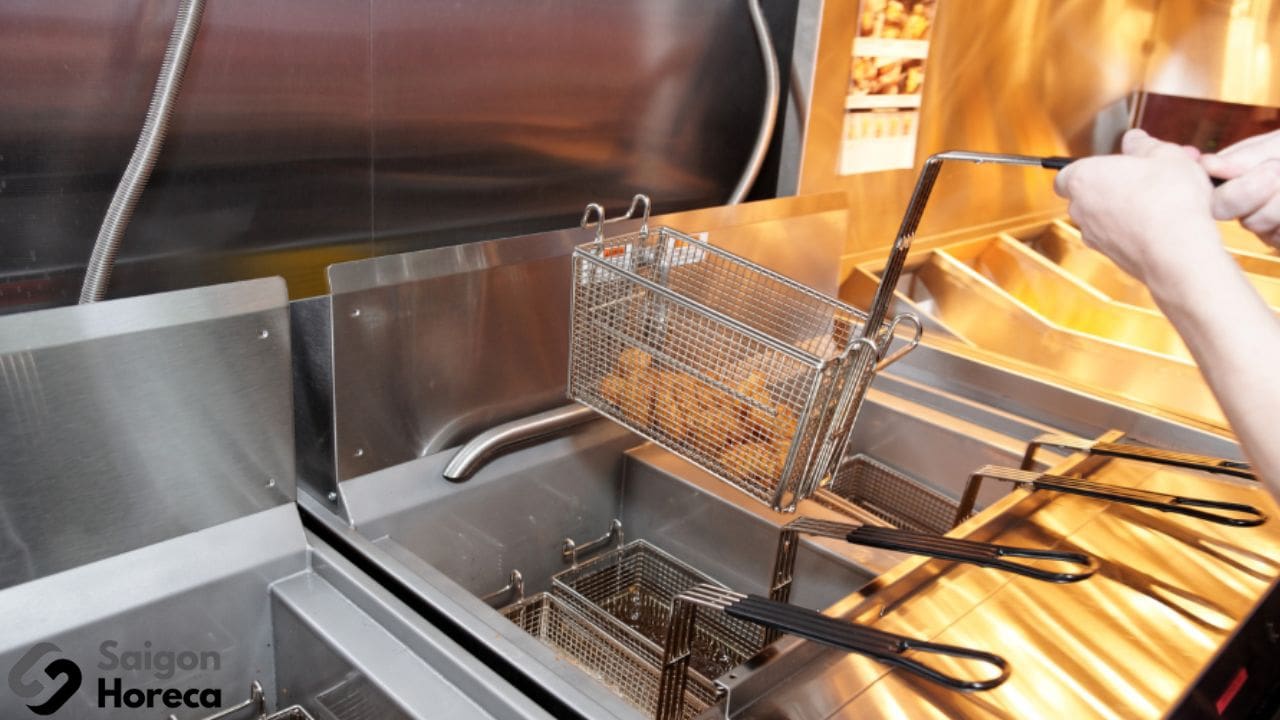 Commercial Fryers Cover
